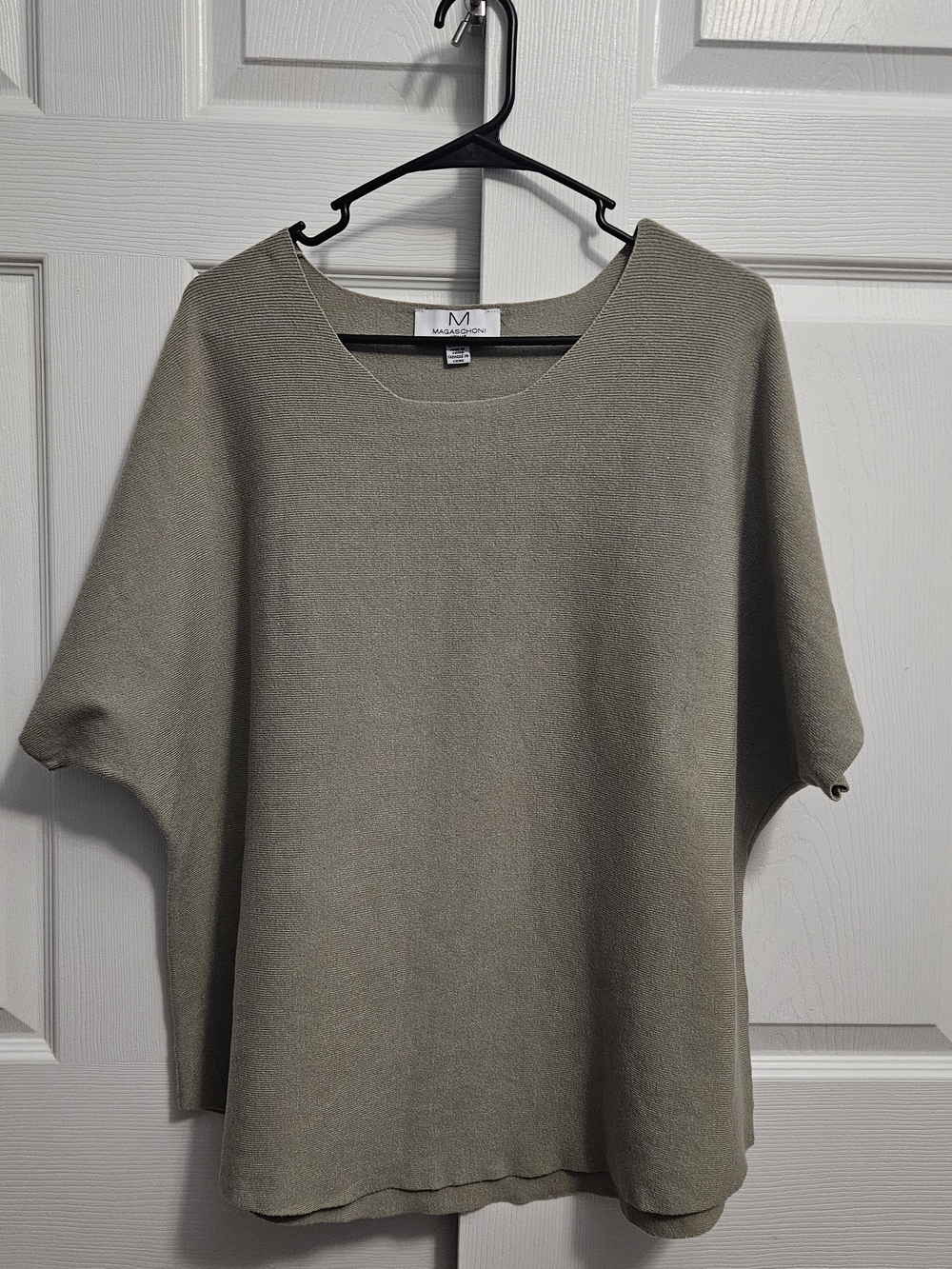 Magaschoni Short Sleeve Olive Green Sweater